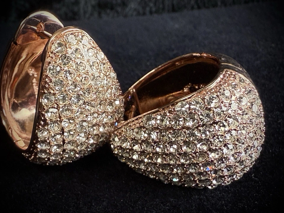 Joan Boyce Pavé 水晶耳环 玫瑰金 签名 — 第 3/4 张图片