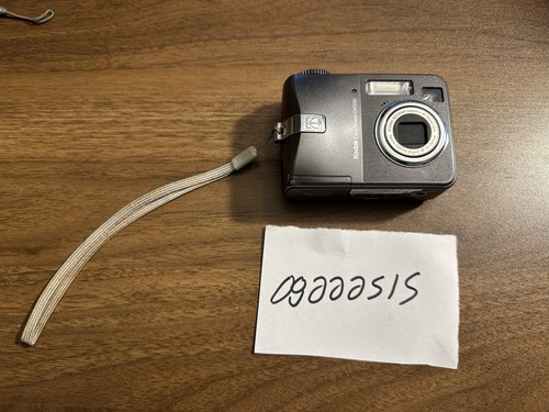 Kodak EasyShare CW330 4.0MP Digital Camera Silver