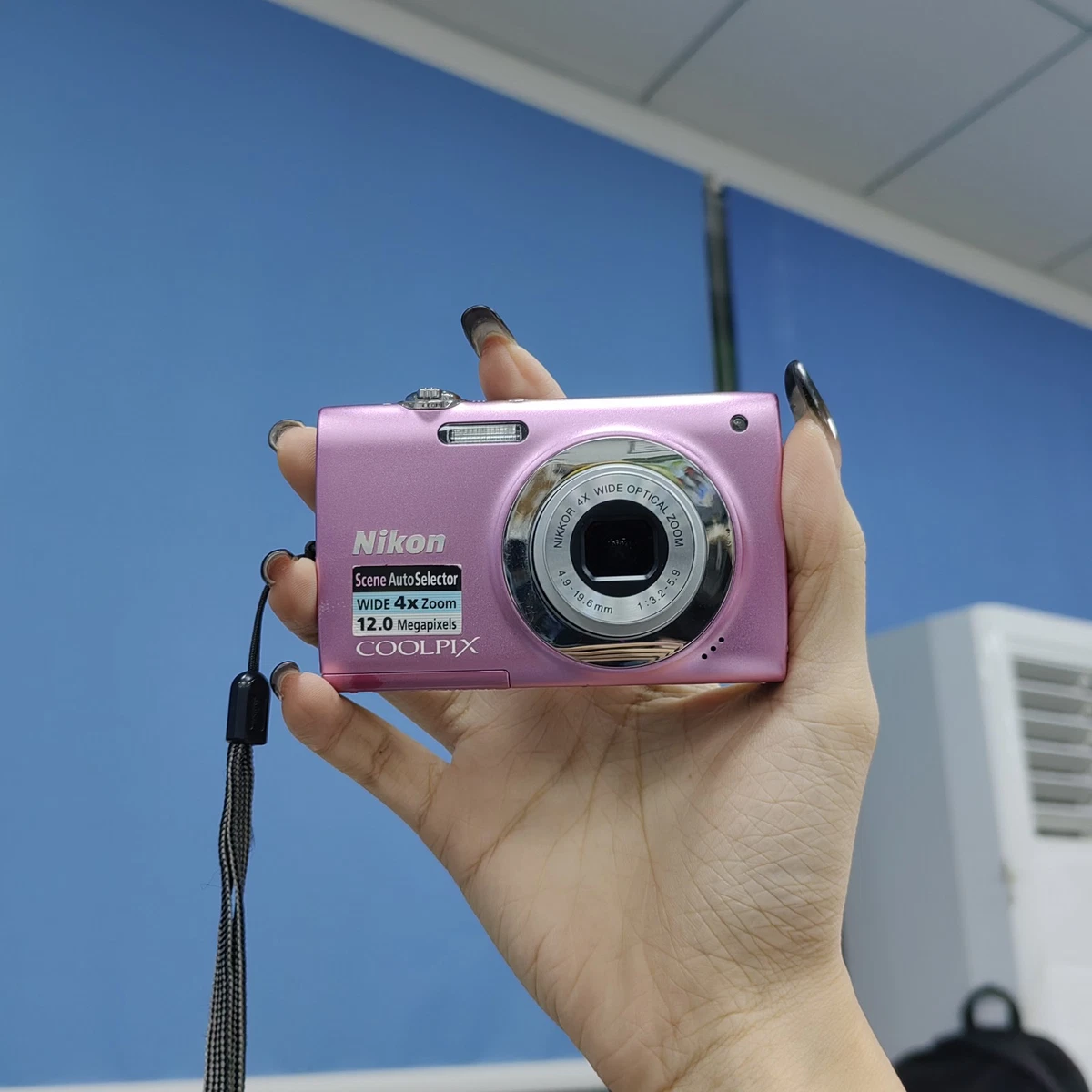 Nikon COOLPIX 2500 Digital Cameras for Sale | Shop New & Used