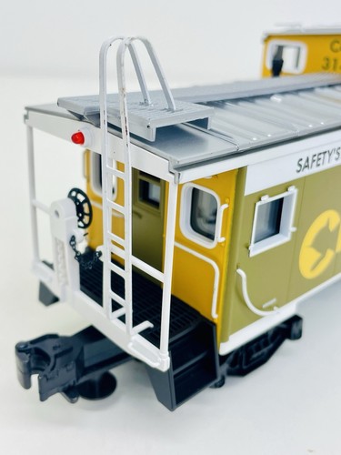 MTH Premier C&O Chessie Extended Vision Illuminated Caboose #3143 20-90012F LN - Picture 7 of 13