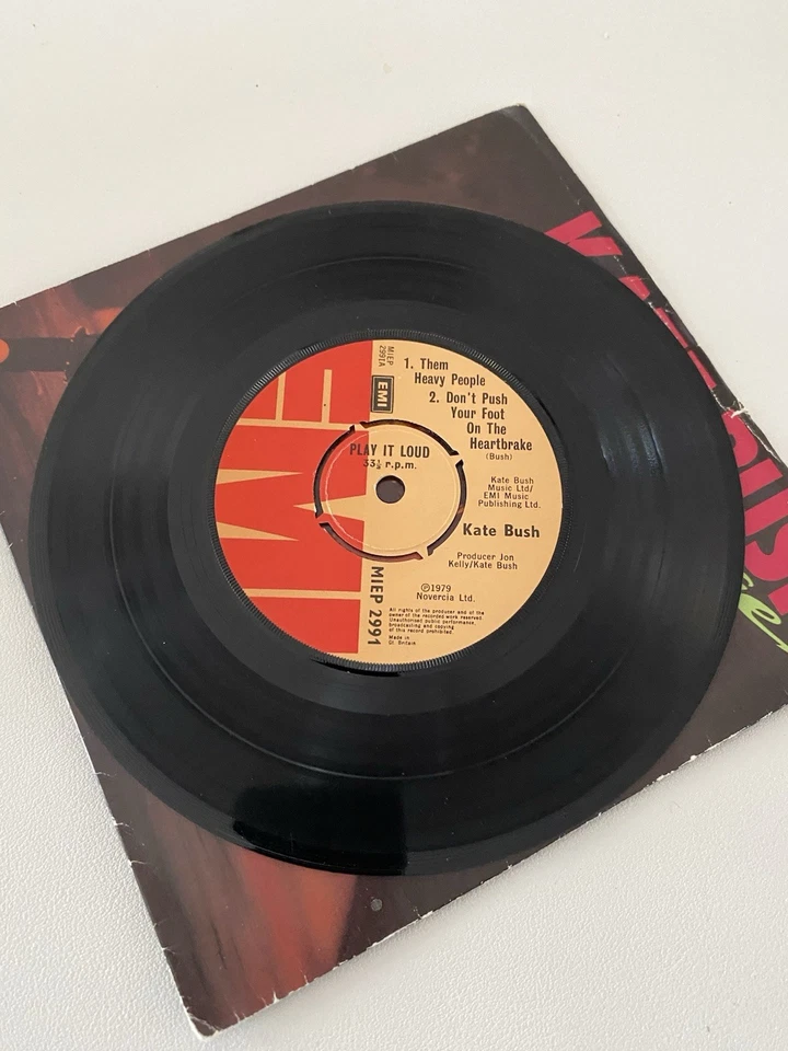 KATE BUSH-ON STAGE 7" VINYL E.P. RECORD 1979! Foto 3 de 4