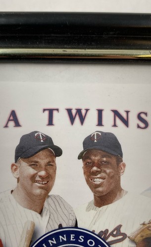 Minnesota Twins Tony Oliva MLB Baseball Autographed Photo Framed 8x10 - Picture 5 of 9