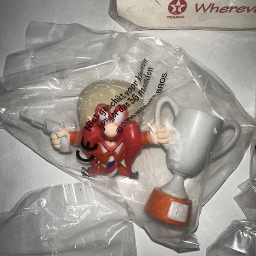 VTG Texaco Looney Tunes Set Of 12 W/ Display Sealed World Cup 1998 Warner Bros - Picture 10 of 15