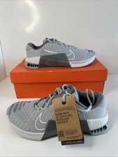 Nike Men's Metcon 9 - Light Smoke Grey -  Size 7.5  - NEW