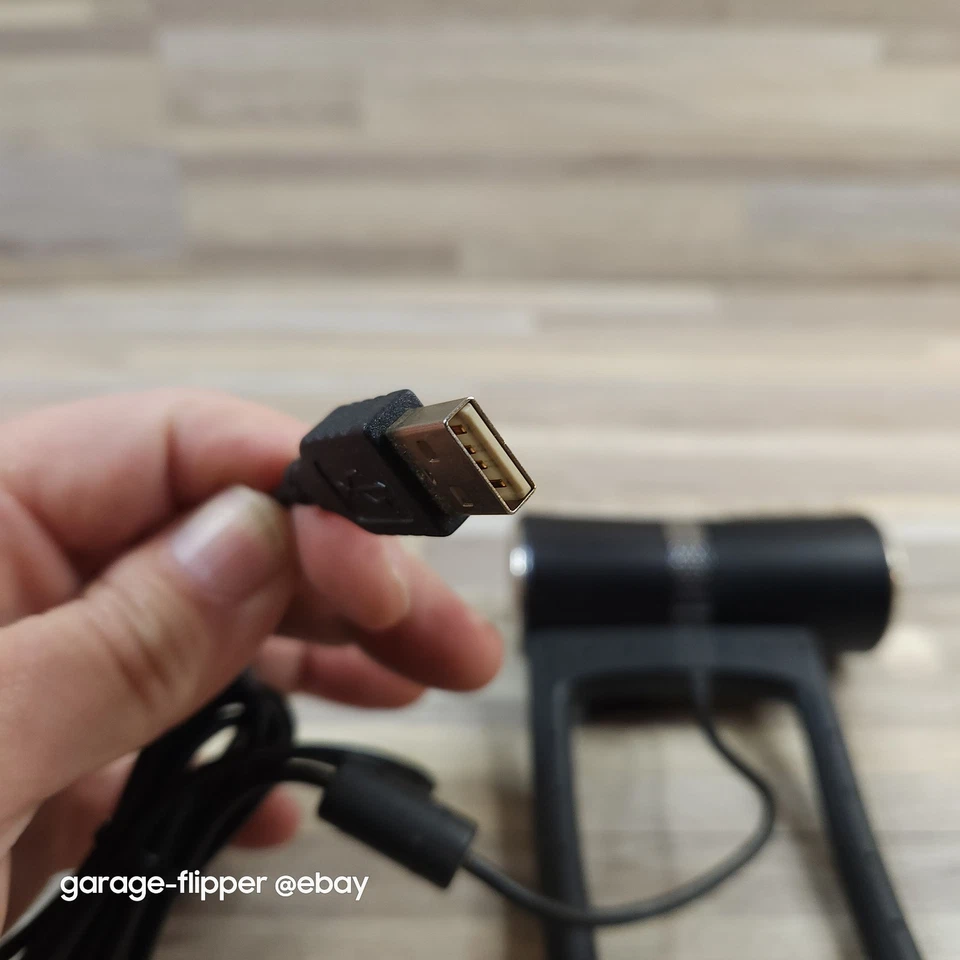 Logitech QuickCam Ultra Vision Webcam with Built-in Mic USB Flexible Mount - Image 4 of 4