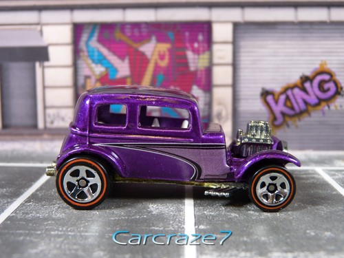 Ford Vicky 2002 Hot Wheels serie Redlines púrpura '32 suelto 1:64 D1 - Imagen 4 de 8