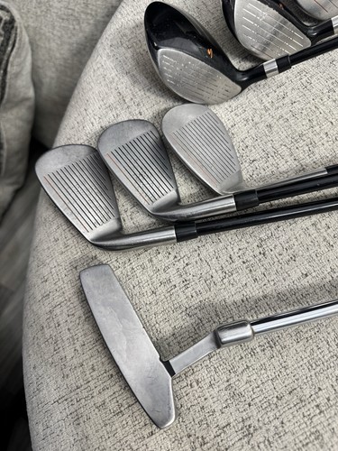 Cobra King Junior 1W, FW,HY, 7, 9, SW, Putter, Youth Golf Set RH - Picture 7 of 10