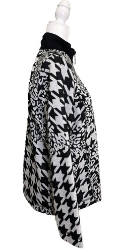 NWT Women’s Onque Casual Black and White Zip Up Jacket Petite XL - Picture 2 of 10