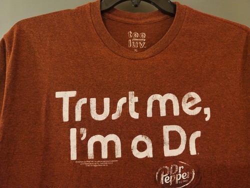 "Trust Me, I'm A Dr" Dr.Pepper Tee Luv Red T Shirt 2017 Size XL - Bild 2 von 8