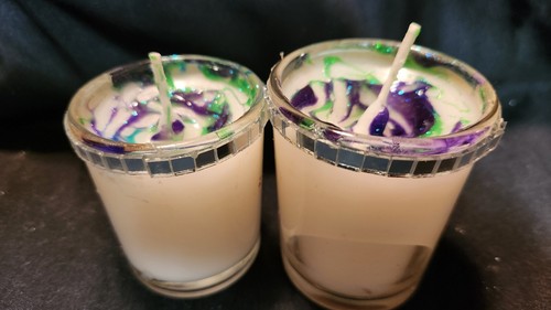 Glo Luv Handmade Candles & Water Vases - Picture 2 of 21