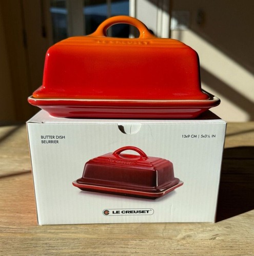 Le Creuset Stoneware European Butter Dish UK Flame Orange NEW NIB - Picture 1 of 12