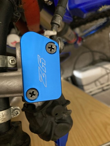 Front Brake Fluid Reservoir Cover Cap For YAMAHA YZ125X YZ 250/F/X/FX YZ 450F/FX - Picture 5 of 12