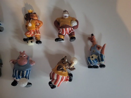 Figuras Ü-Ei, Die Dribble Boys 1, juego completo + accesorios originales 1990 - Imagen 4 de 4
