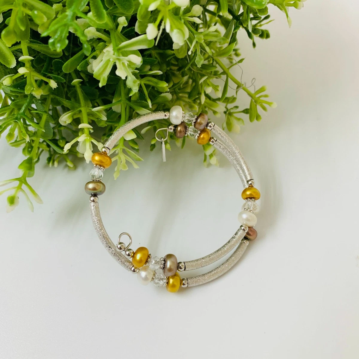 Vantel Pearls Memory Wire Bracelet Caramel Latte White Gold Pearl