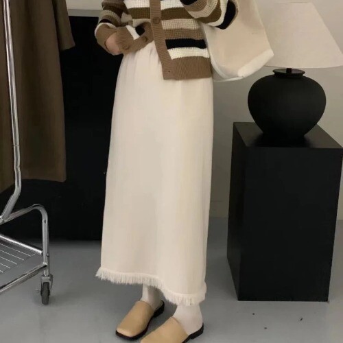 Solid Color Elastic Waist A-line Skirt Casual Tassel Patchwork Knitted Skirt - Bild 1 von 27