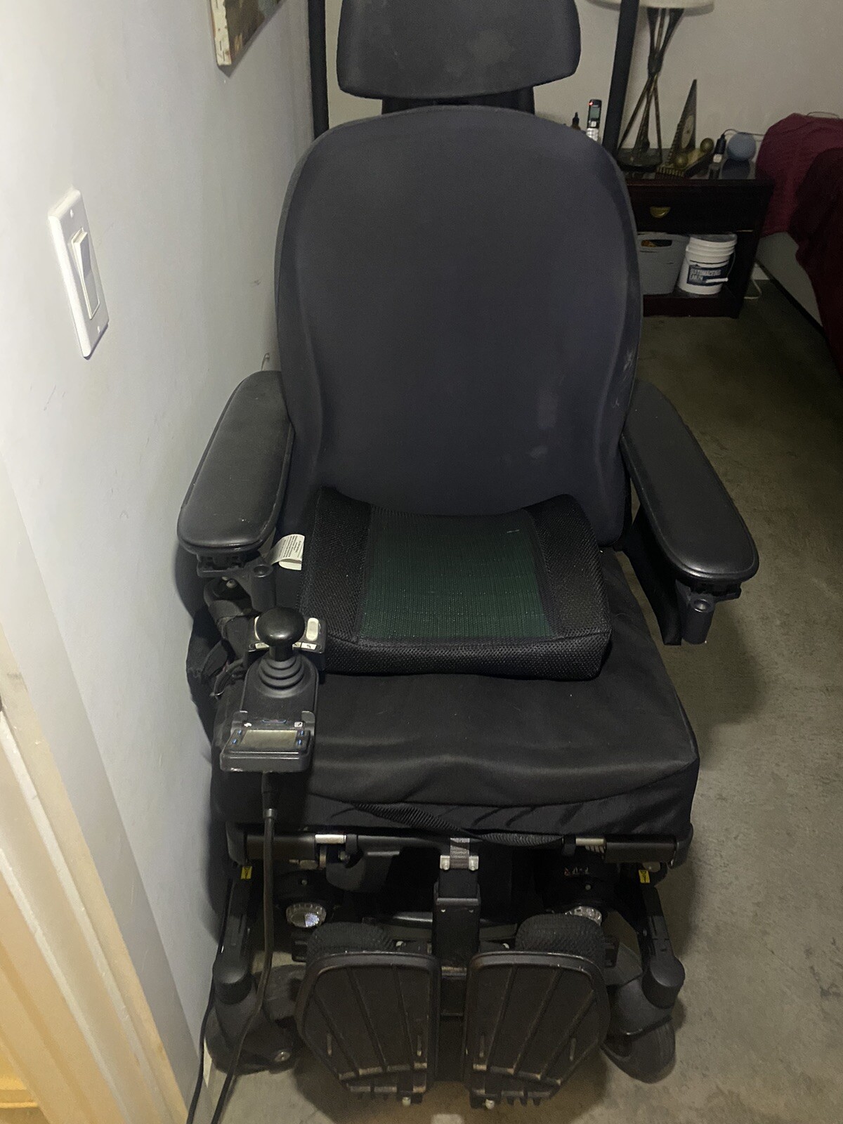 Picture 3 of 15