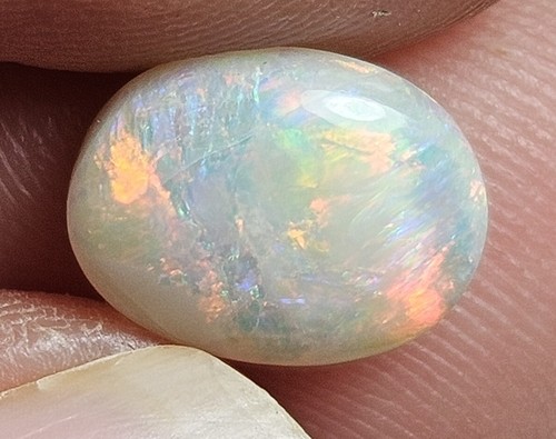 Lightning Ridge Polished Opal 1.1 Carats Reddish Orange Blue Oval Lapidary Opal - Foto 6 di 16