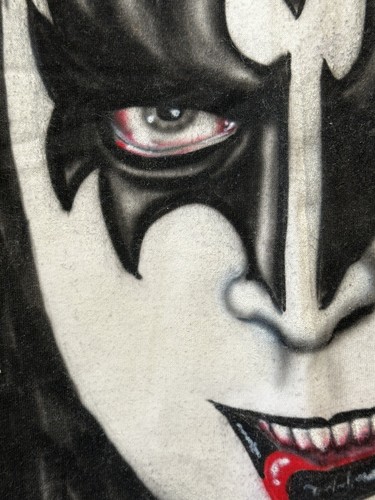 Vintage Gene Simmons KISS Air Brushed T-Shirt Adult XL On Hanes Tag Made In USA - Picture 6 of 13