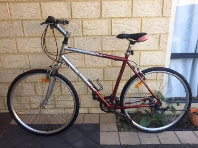 gumtree hybrid bike