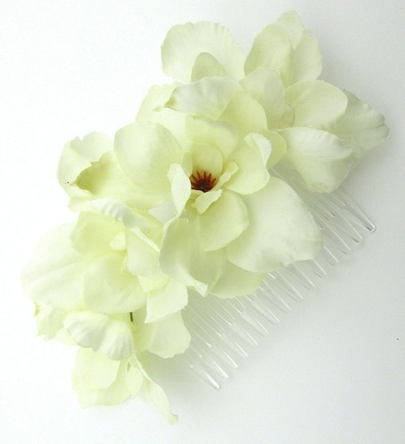 Four Cream White Silk Flower Apple Blossom Hair Comb,Bridal,Pin Up - Picture 3 of 3