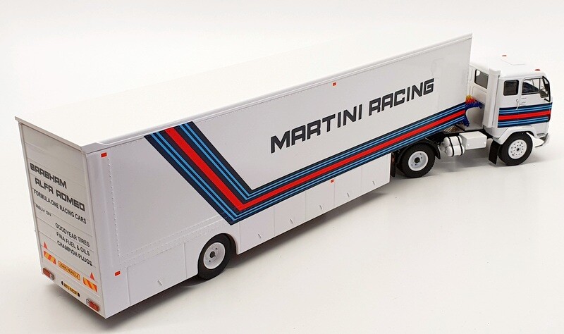 IXO Models 1/43 Scale TTR018 - Volvo F88 Racing Transporter