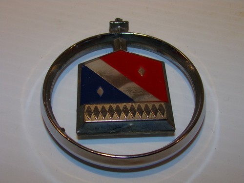 1977 1978 Buick Electra Hood Emblem OEM - Picture 2 of 4
