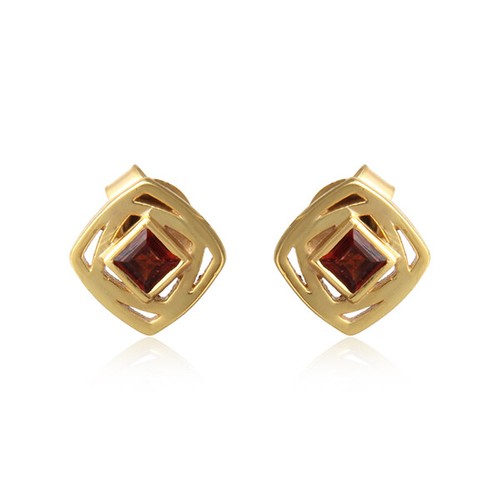 Red Garnet Gemstone Stud Earrings 925 Silver Gold Plated Jewelry For Womens - Picture 2 of 5