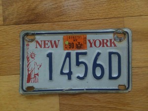  New York 1990 Motorcycle License Plate Statue of Liberty 