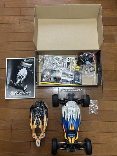 Yokomo Super Offroad SO1.0 Used with 2 Painted Bodies & Manual - Picture 5 of 8