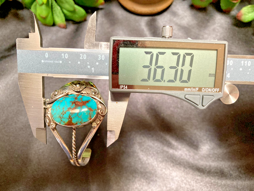 Bulbous #8 Turquoise Gemstone Vintage Navajo Sterling Silver Cuff Bracelet - Picture 17 of 19