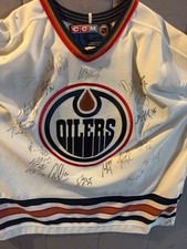 2007-08 Edmonton Oilers Team Signed Jersey Ales Hemsky Sam Gagner CCM  22 Autos