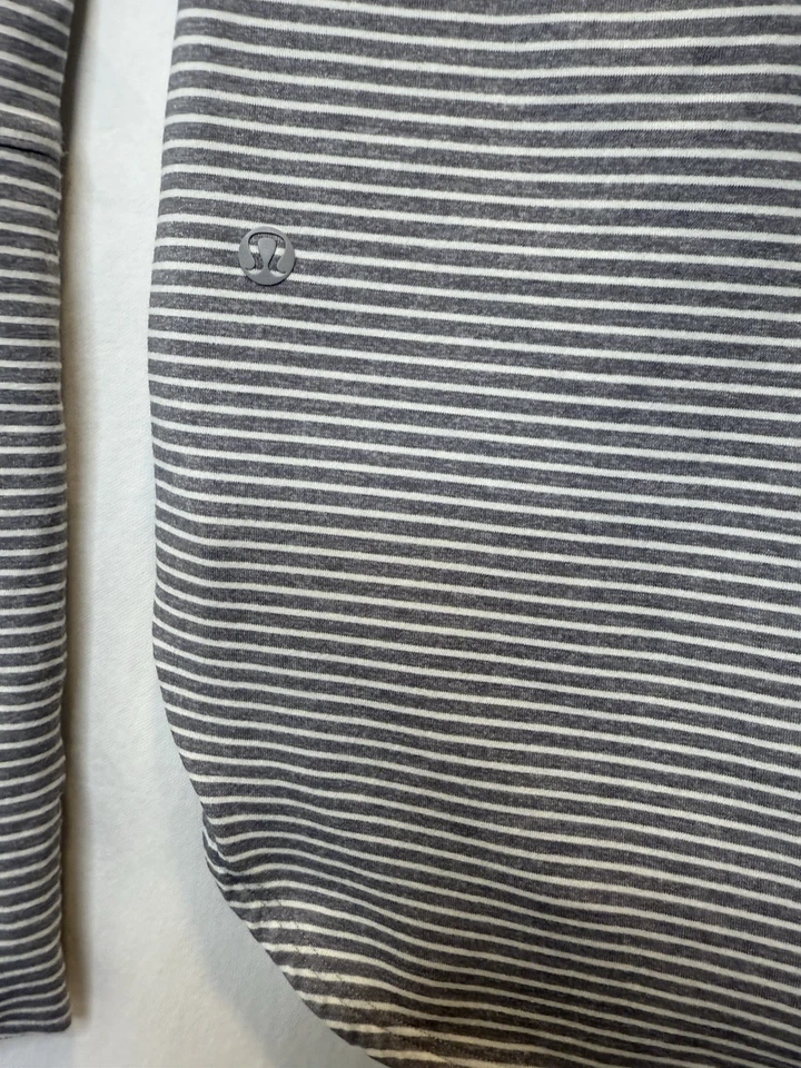 Рубашка с длинным рукавом Lululemon Awesoma Henley Hyper Stripe размер 4 серая/белая - Изображение 2 из 3