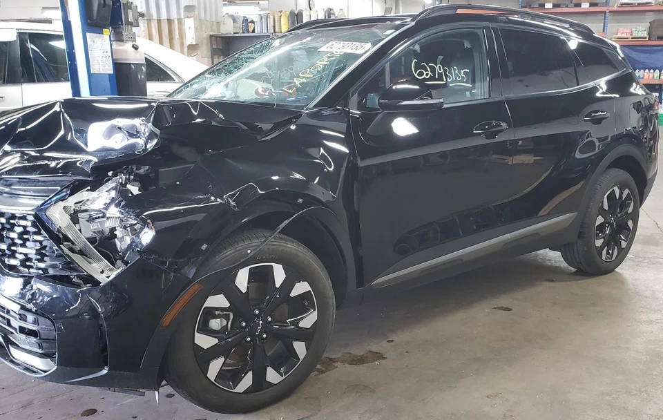 23 24 25 SPORTAGE portaequipajes derecho riel de techo solamente; negro, construido en EE. UU. Foto 4 de 4