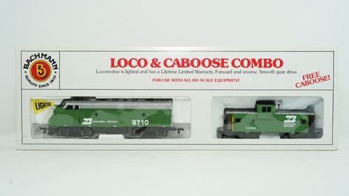 Bachmann HO Burlington Northern BN EMD F9 Diesel Loco & Caboose Combo NEW W18-6 - Picture 16 of 21