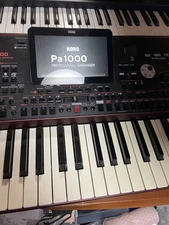 KORG Pa1000 Arranger Keyboard USED
