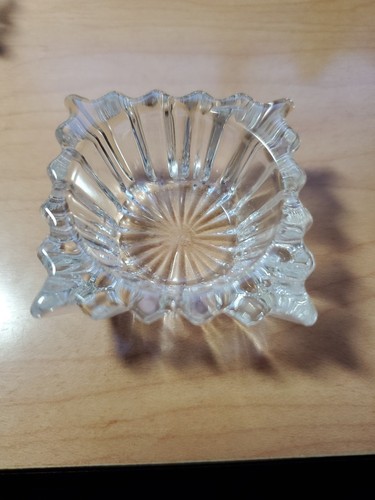 Vintage Heisey Glass Salt Cellar Dip RIDGELEIGH Pattern Crystal #1469 1.75" SQ - Picture 1 of 6