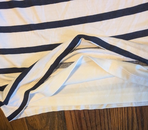 Ann Taylor Dress The LOFT White Navy Blue Striped Ruched Sz Medium Flattering - Picture 12 of 12