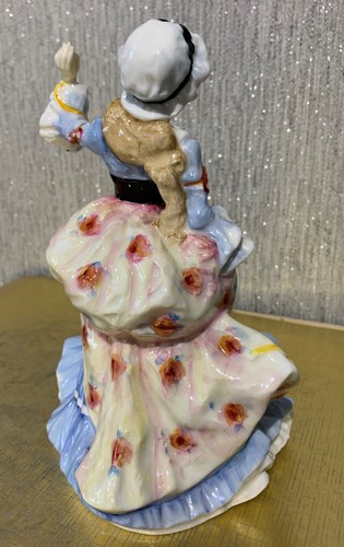 FIGURA ROYAL DOULTON CHINA INGLESA DAMAS DE LAS ISLAS BRITÁNICAS HN 3627 PERFECTA - Imagen 5 de 7