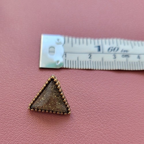 Black gold triangle enamel sparkly pierced earrings studs pre-owned 1.5cm - Picture 3 of 3