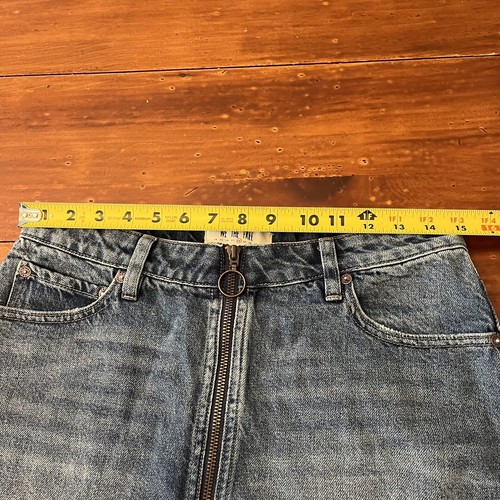 We The Free Size 28 Frayed Edge Zipper Front Denim Jean Skirt - Picture 5 of 10