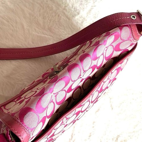 Coach Canvas Leder Turnlock Umhängetasche in Rosa Guter Zustand aus Japan - Bild 16 von 20