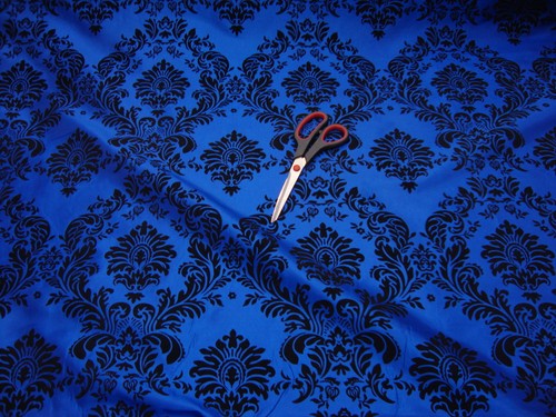 25 Yards Royal Blue Flocking Damask Taffeta 3D Fabric 58" Black Flocked Velvet - Picture 3 of 3
