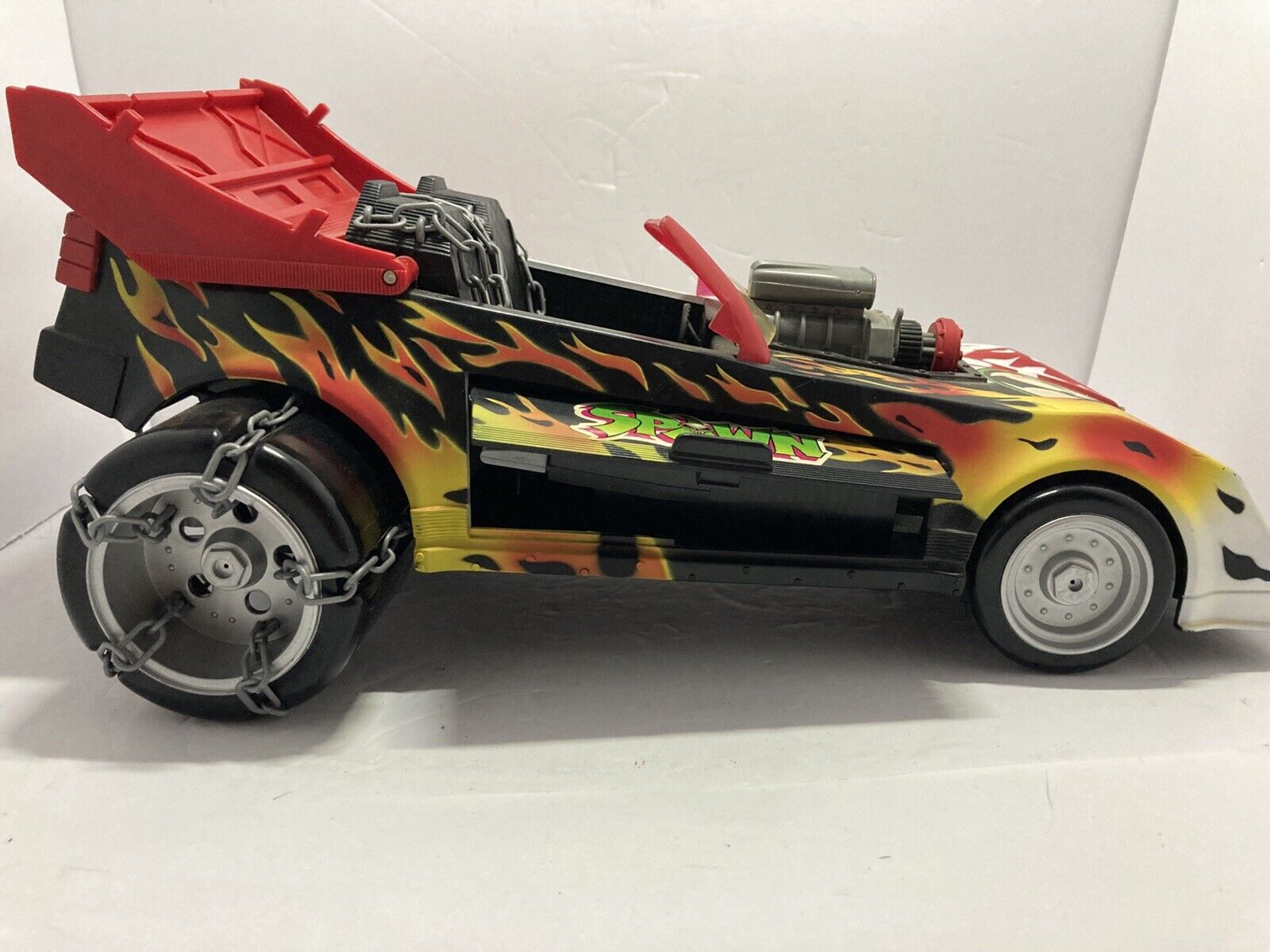 Picture 4 of 24