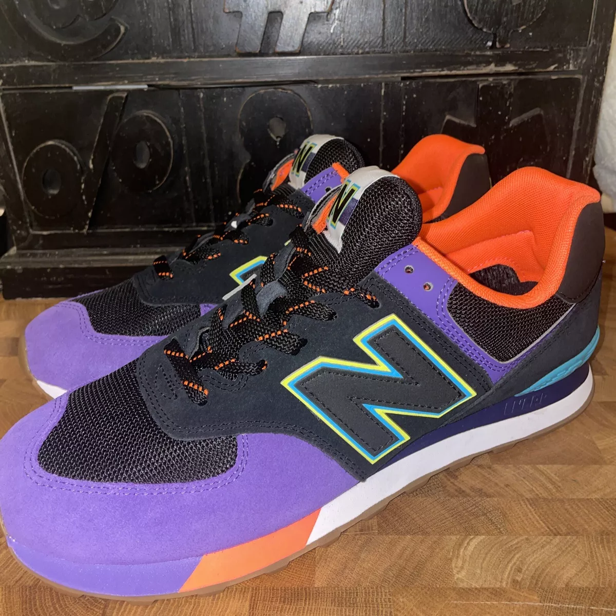 New balance 574 black deals blue
