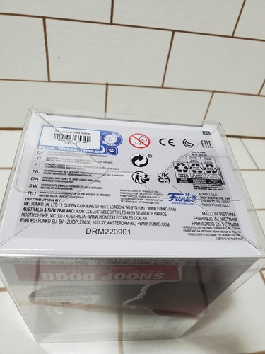 Snoop Dogg #301 Funhouse Custom Exclusive, 1/20 BLACK, excellent conditon!! 💯 - Picture 11 of 18