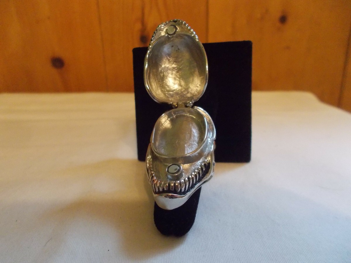 Skull poison ring clearance