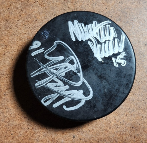 2er Set ECHL Stockton Thunder Hockey Pucks & 1 handsignierter / signed Hockey Puck - Bild 10 von 15
