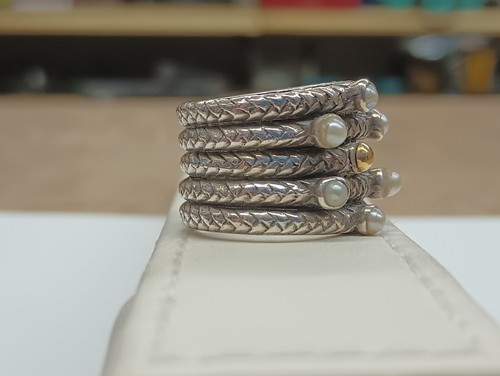BJO Sterling Silver, Pearl & 18k Gold Stacked Texured Ring - Indonesia - Picture 3 of 7