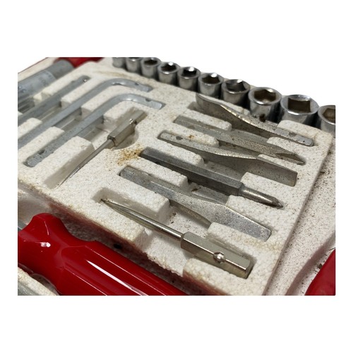 Shelton USA Set di strumenti 28 pezzi con vassoio in schiuma nastro rosso prese per cacciavite - Foto 5 di 8