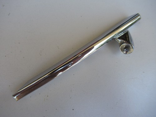 Porsche 356 Coupe Door Vent Window Glass Support ( Right , Passenger Side ) - Picture 6 of 7